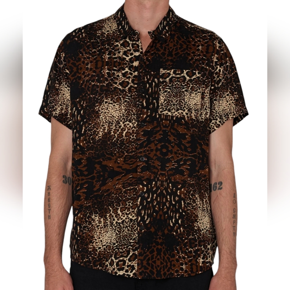 Rolla’s Bon Wild Animals Shirt Black/Brown Short Sleeve Size S‎ Small